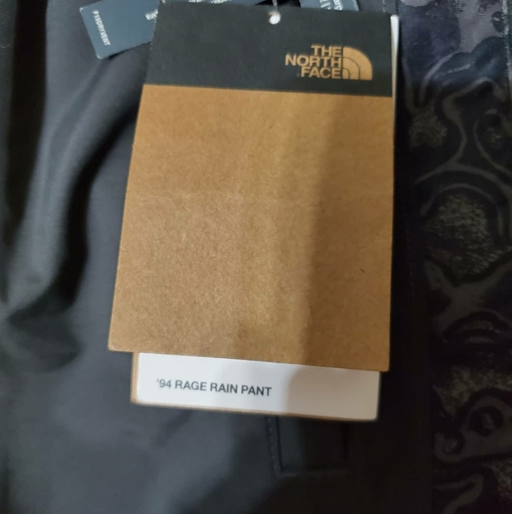 LAST PAIR. The North Face Rage rain pants WOMENS SZ LARGE / MENS MEDIUM - Picture 8 of 9